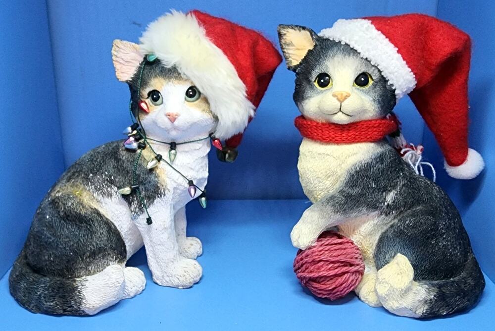 2 Black & White Christmas Kitty Cat Statues Wearing Red Santa Hat 6" High Resin